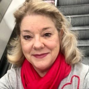 Meet your Posher, Neide m.